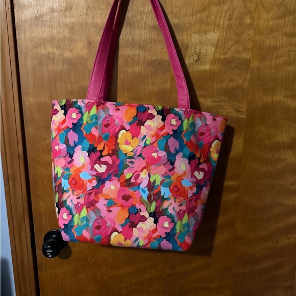 NWT Meadow Magic Tote - Makeup Jukie - Picture 5 of 6